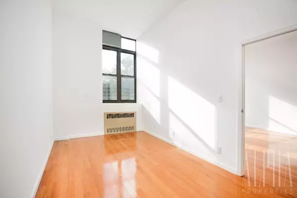 2 bedrooms apartment for rent in Lower East Side - Manhattan, New York