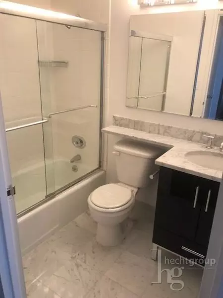 3 bedrooms apartment for rent in Upper East Side - Manhattan, New York