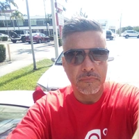 Looking for a roommate in Palm Beach County, Broward County - Miami