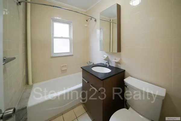 3 bedrooms apartment for rent in Astoria - Queens, New York