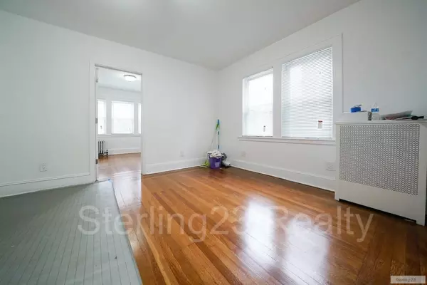 3 bedrooms apartment for rent in Astoria - Queens, New York