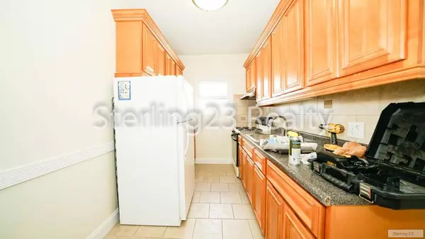 3 bedrooms apartment for rent in Astoria - Queens, New York