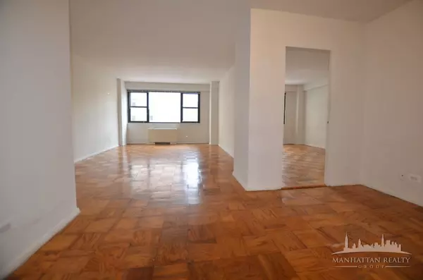 4 bedrooms apartment for rent in Midtown West - Manhattan, New York