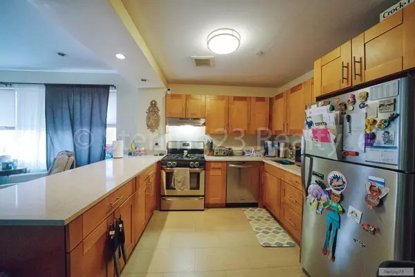 2 bedrooms apartment for rent in Astoria - Queens, New York