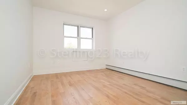 3 bedrooms apartment for rent in Astoria - Queens, New York
