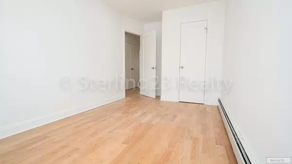 3 bedrooms apartment for rent in Astoria - Queens, New York