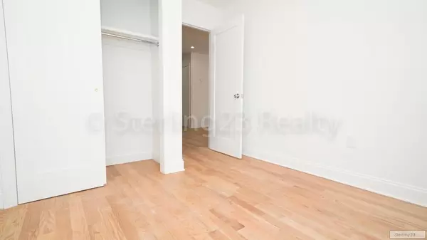 3 bedrooms apartment for rent in Astoria - Queens, New York