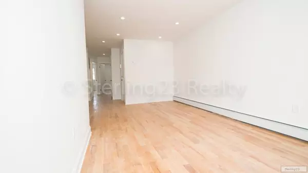 3 bedrooms apartment for rent in Astoria - Queens, New York