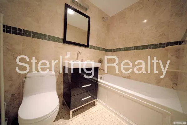 Studio Apartment for rent in Astoria - Queens, New York