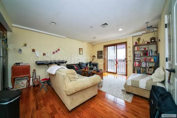 2 bedrooms apartment for rent in Astoria - Queens, New York