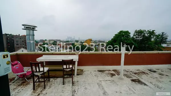 2 bedrooms apartment for rent in Astoria - Queens, New York