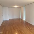 Room for rent in Midtown West #4