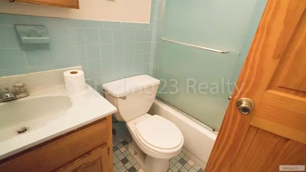 3 bedrooms apartment for rent in Astoria - Queens, New York