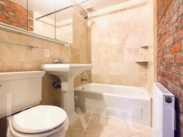 3 bedrooms apartment for rent in East Village - Manhattan, New York