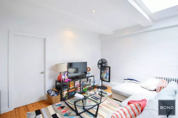 3 bedrooms apartment for rent in West Village - Manhattan, New York