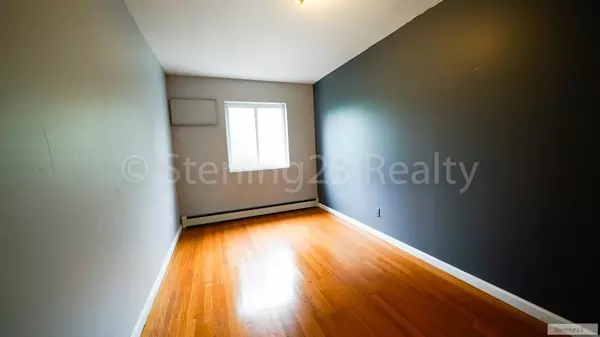 3 bedrooms apartment for rent in Astoria - Queens, New York