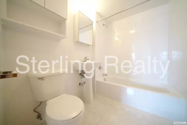 2 bedrooms apartment for rent in LIC - Queens, New York