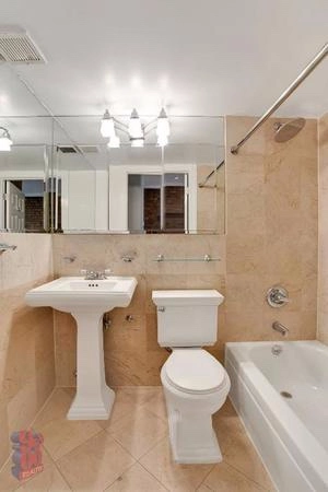 2 bedrooms apartment for rent in East Village - Manhattan, New York