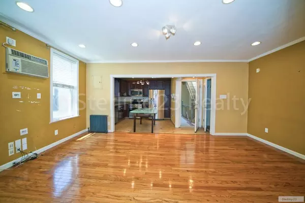 2 bedrooms apartment for rent in Sunnyside - Queens, New York
