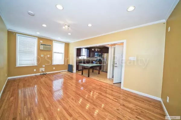 2 bedrooms apartment for rent in Sunnyside - Queens, New York