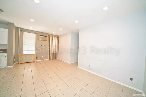 2 bedrooms apartment for rent in Sunnyside - Queens, New York