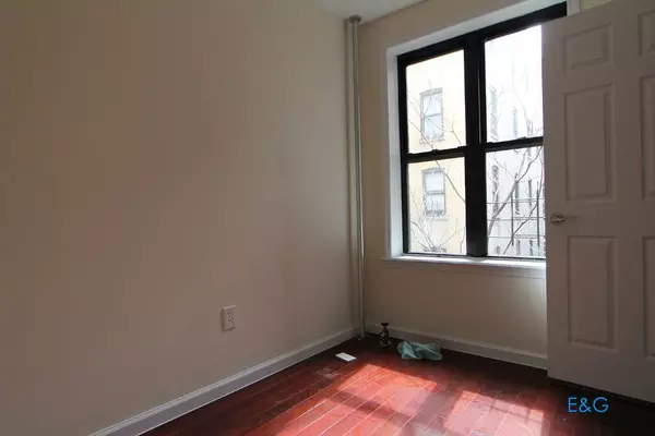 4 bedrooms apartment for rent in Washington Heights - Manhattan, New York