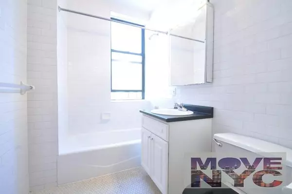 3 bedrooms apartment for rent in The Bronx - The Bronx, New York