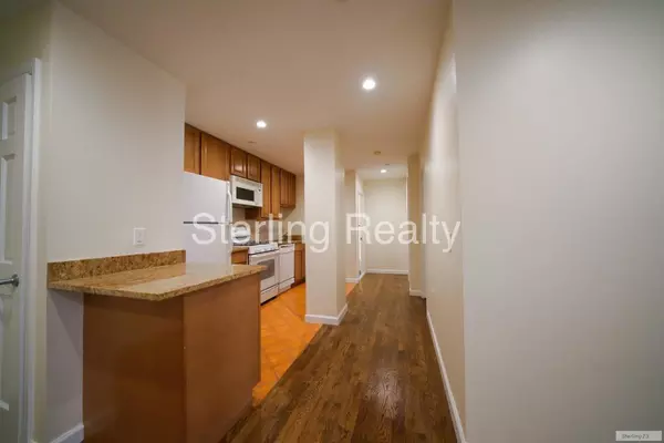 2 bedrooms apartment for rent in Astoria - Queens, New York