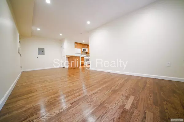 2 bedrooms apartment for rent in Astoria - Queens, New York