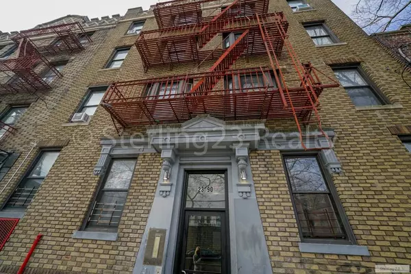 2 bedrooms apartment for rent in Astoria - Queens, New York