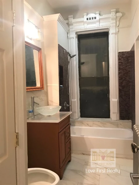 4 bedrooms apartment for rent in Crown Heights - Brooklyn, New York