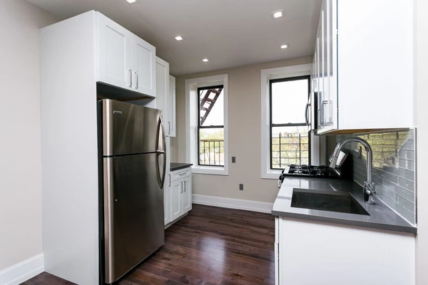 2 bedrooms apartment for rent in Bensonhurst - Brooklyn, New York