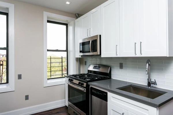 2 bedrooms apartment for rent in Bensonhurst - Brooklyn, New York