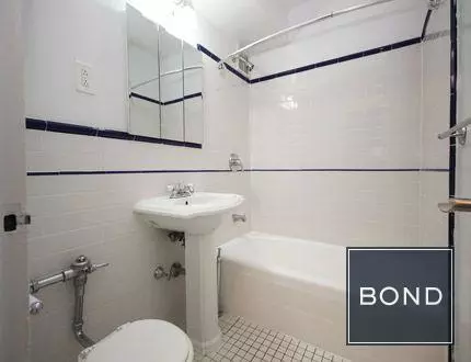 2 bedrooms apartment for rent in Astoria - Queens, New York