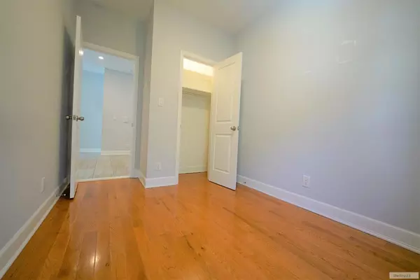 2 bedrooms apartment for rent in Astoria - Queens, New York