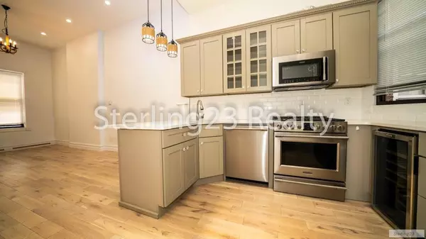 2 bedrooms apartment for rent in Astoria - Queens, New York