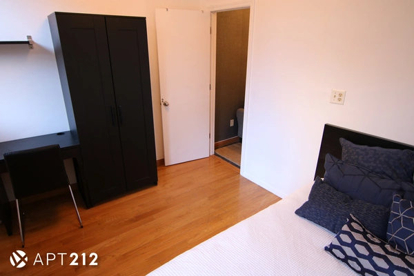 Coliving in China Town / Little Italy - Manhattan, New York