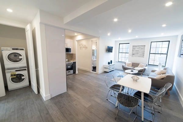 4 bedrooms apartment for rent in Kew Gardens - Queens, New York