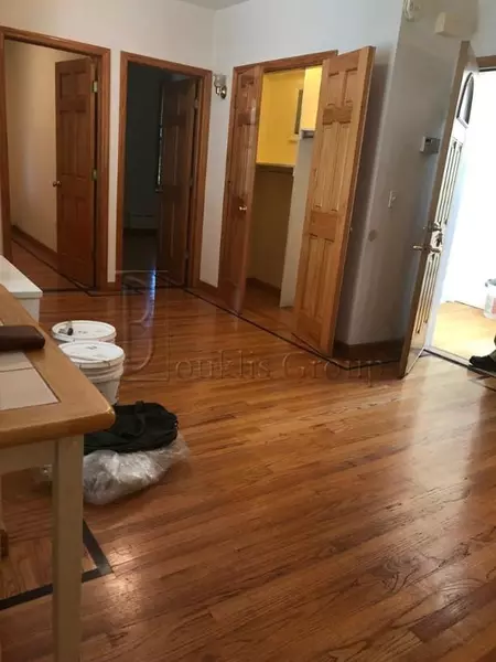 3 bedrooms apartment for rent in Astoria - Queens, New York