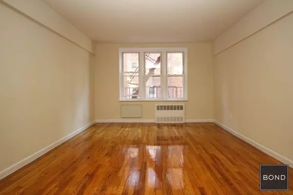 Studio Apartment for rent in Astoria - Queens, New York
