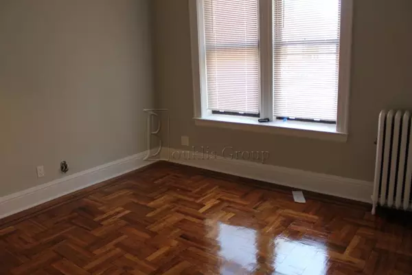 2 bedrooms apartment for rent in Astoria - Queens, New York