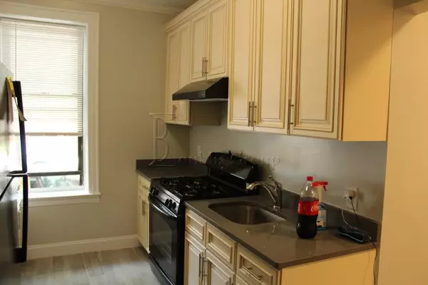 2 bedrooms apartment for rent in Astoria - Queens, New York