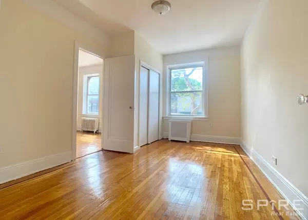 2 bedrooms apartment for rent in Astoria - Queens, New York