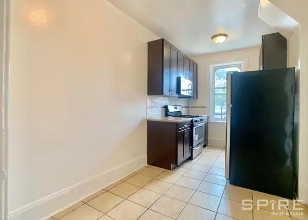 2 bedrooms apartment for rent in Astoria - Queens, New York