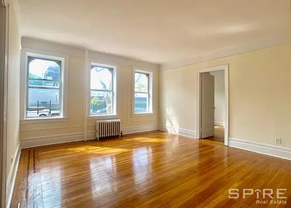 2 bedrooms apartment for rent in Astoria - Queens, New York