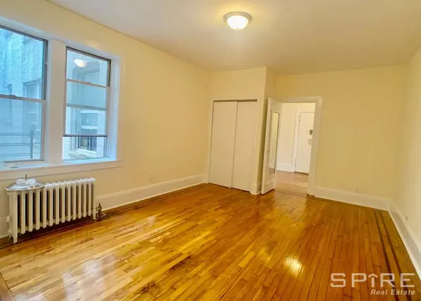 2 bedrooms apartment for rent in Astoria - Queens, New York