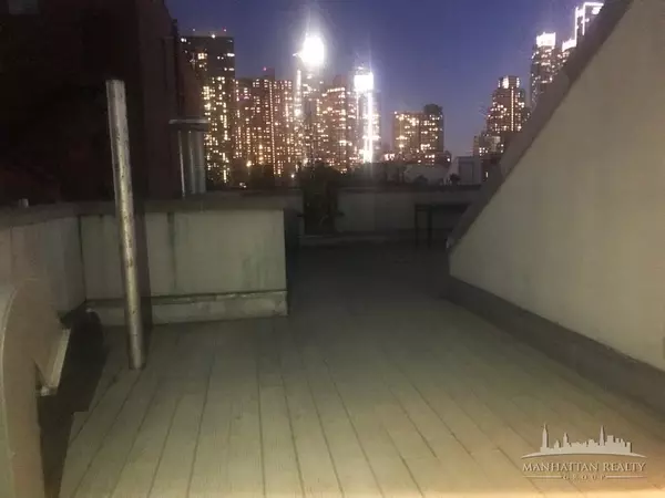 3 bedrooms apartment for rent in Midtown West - Manhattan, New York