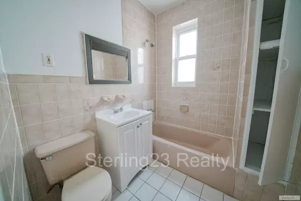 2 bedrooms apartment for rent in Astoria - Queens, New York