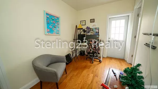3 bedrooms apartment for rent in Astoria - Queens, New York