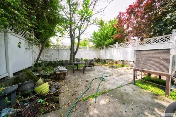 4 bedrooms apartment for rent in Astoria - Queens, New York